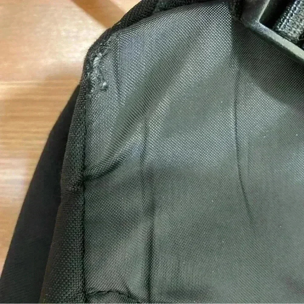 Quicksilver back pack surf skate